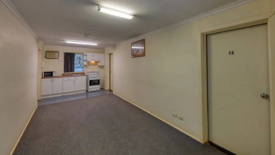White Cliffs Hotel 051A2288 (12)